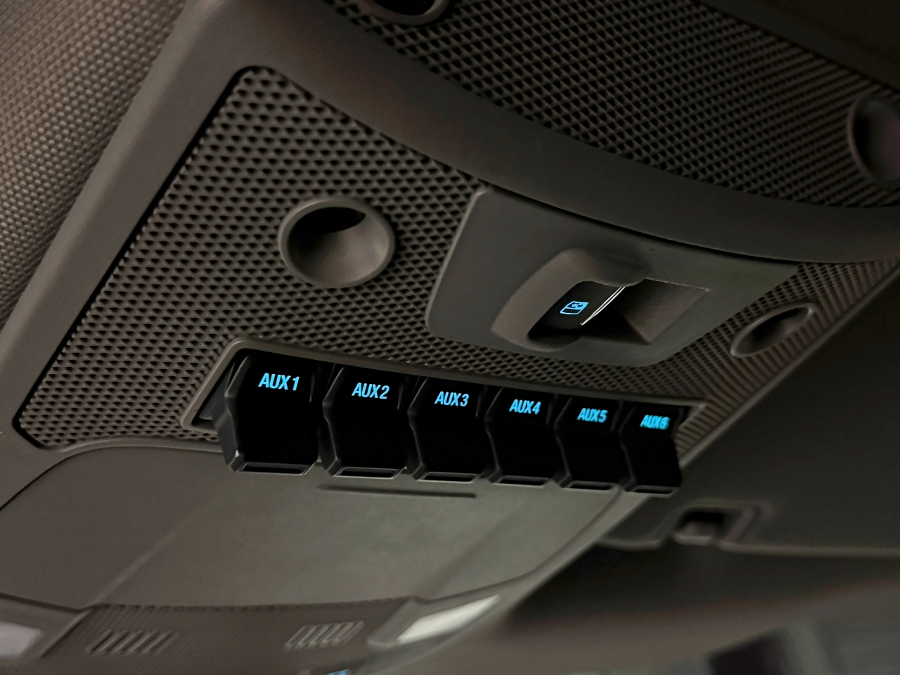 Ford Super Duty F-350 DRW  2021