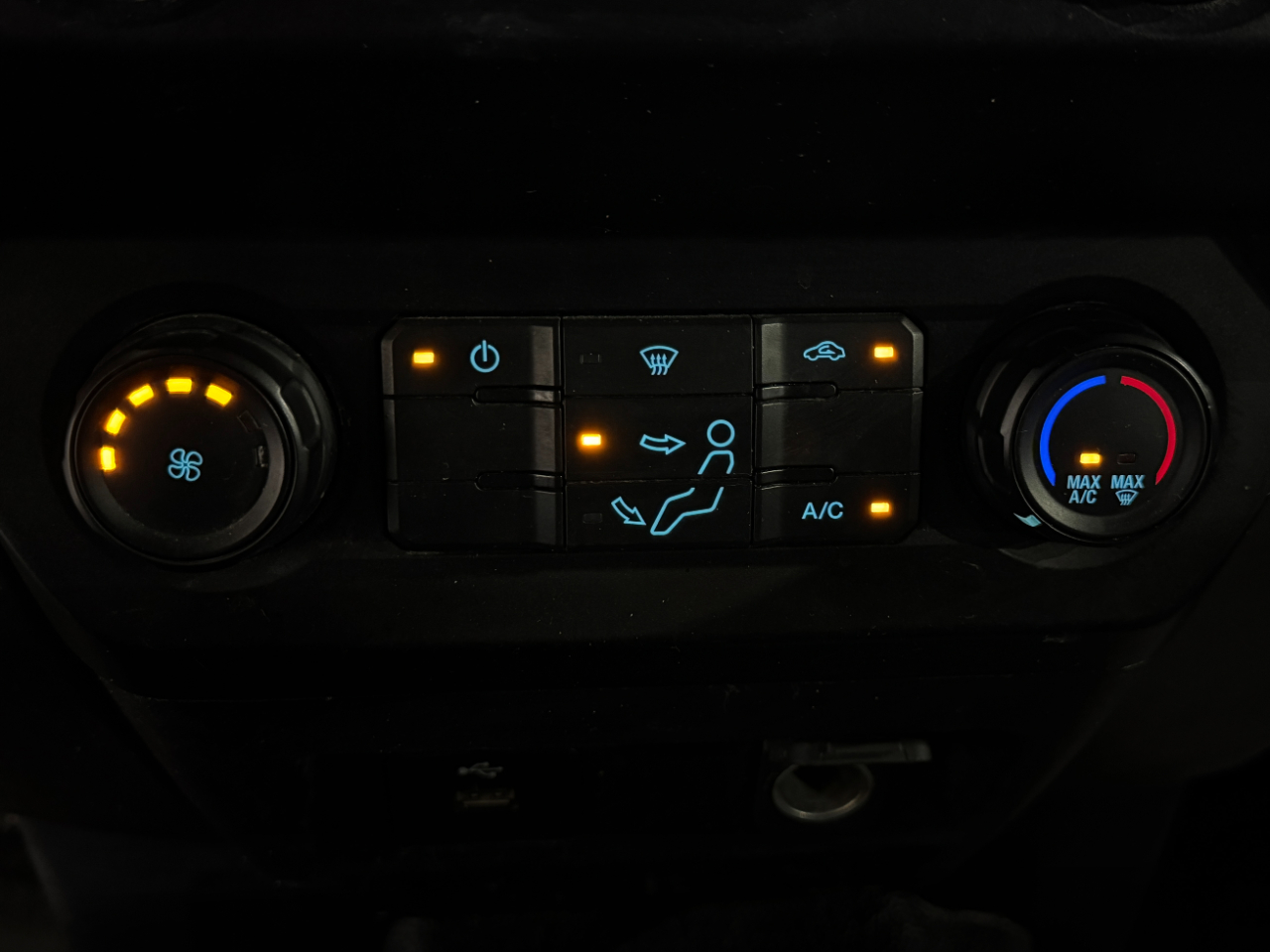 Ford Super Duty F-350 DRW  2022