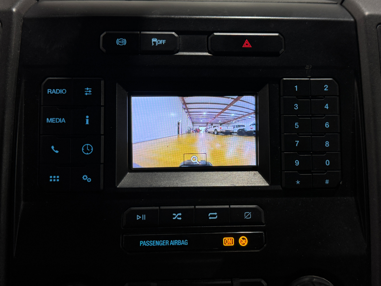 Ford Super Duty F-350 DRW  2022