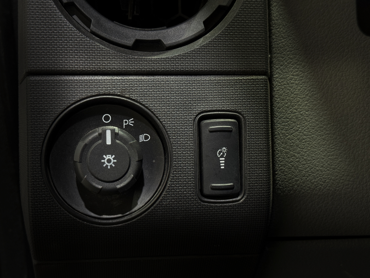 Ford Super Duty F-550 DRW  2012