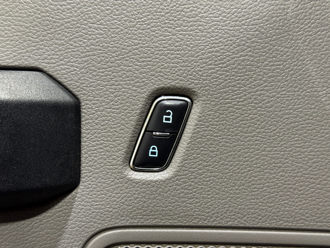 Ford Super Duty F-250 SRW  2017