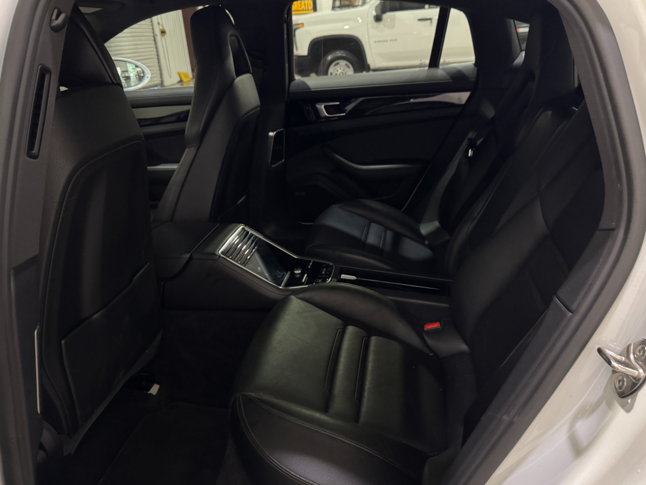 Porsche Panamera  2017