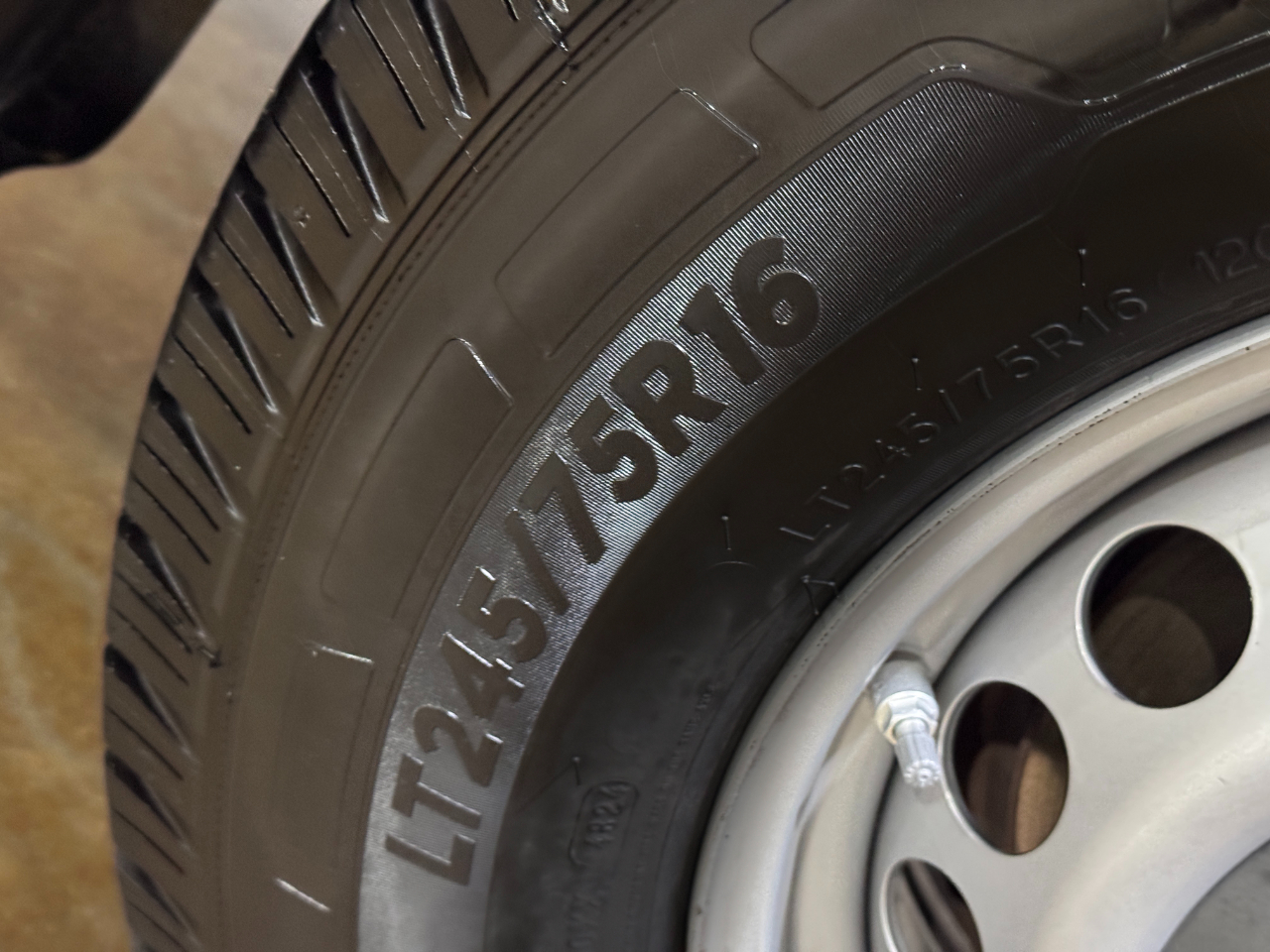 Mercedes-Benz Sprinter Cargo Van  2021