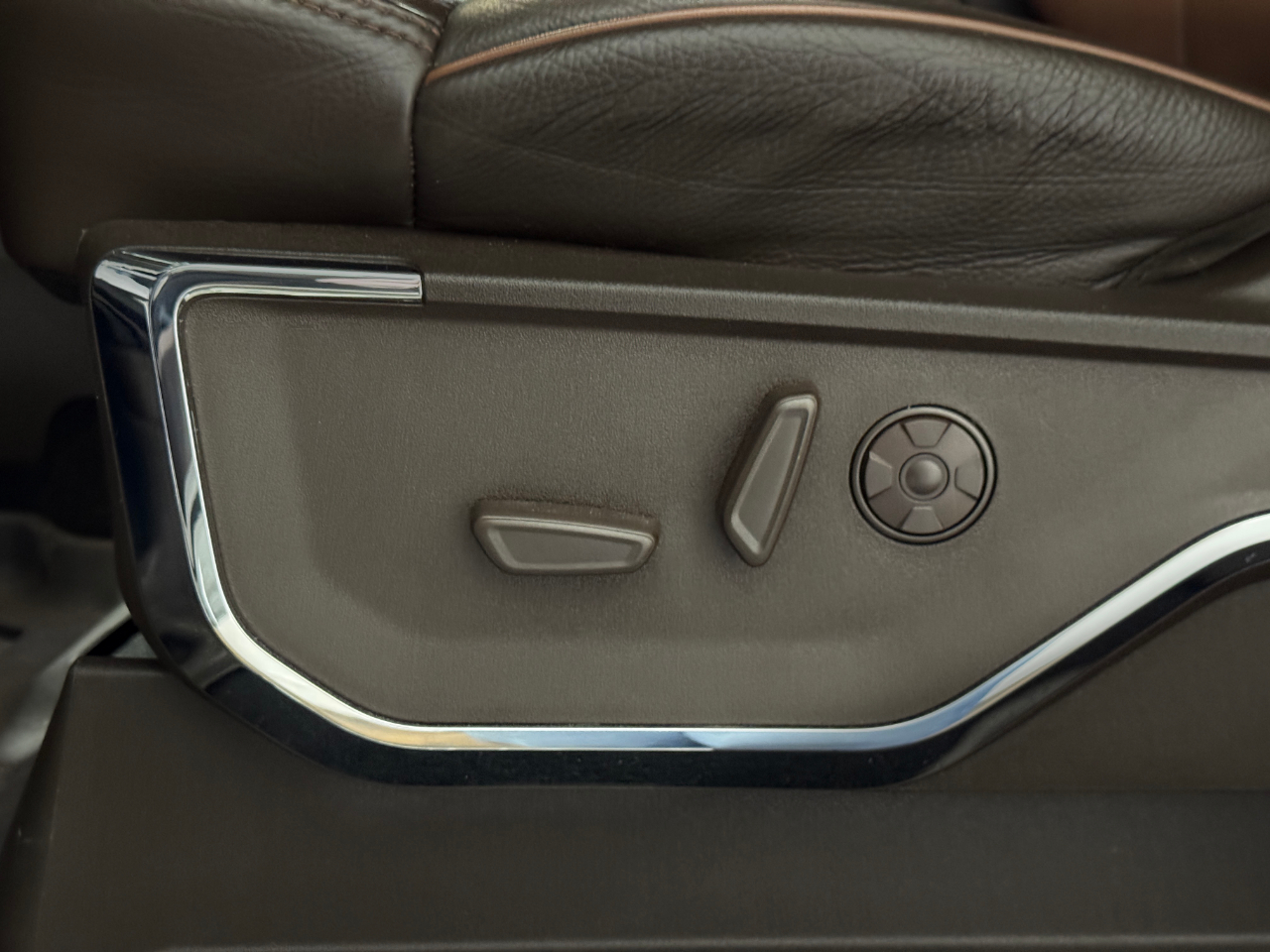 Ford Super Duty F-250 SRW  2024