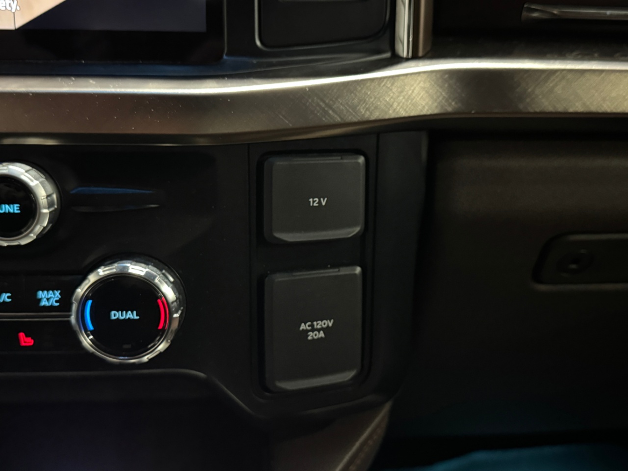 Ford Super Duty F-250 SRW  2024