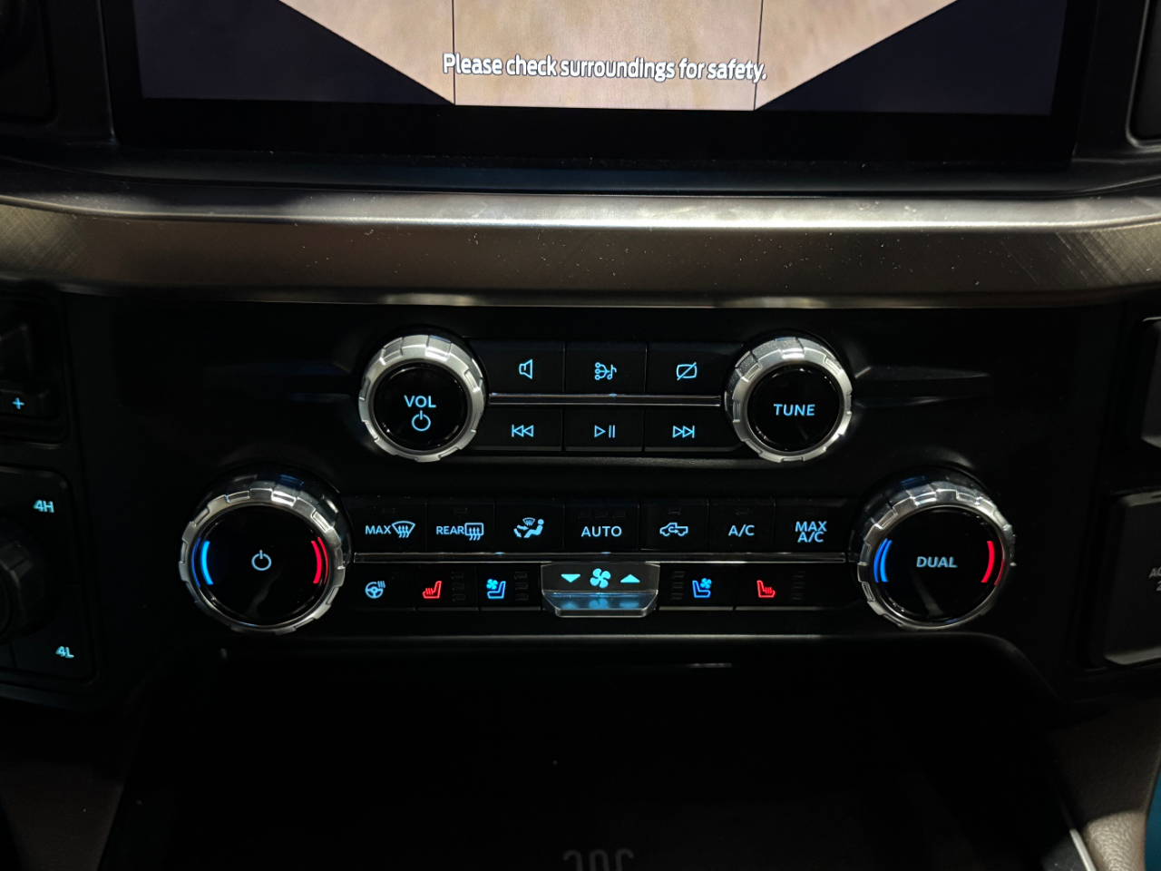 Ford Super Duty F-250 SRW  2024