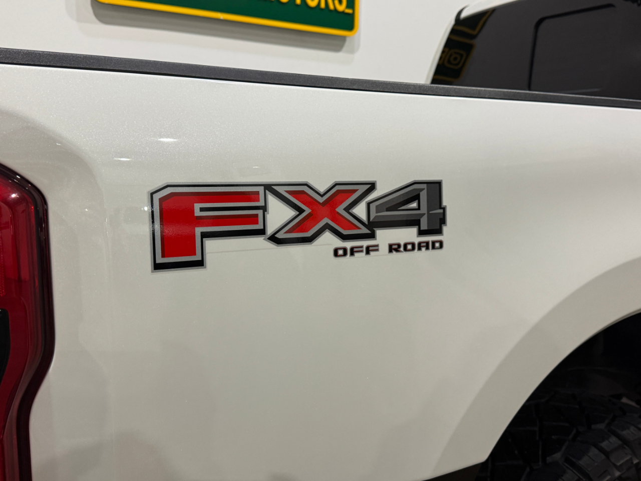 Ford Super Duty F-250 SRW  2024