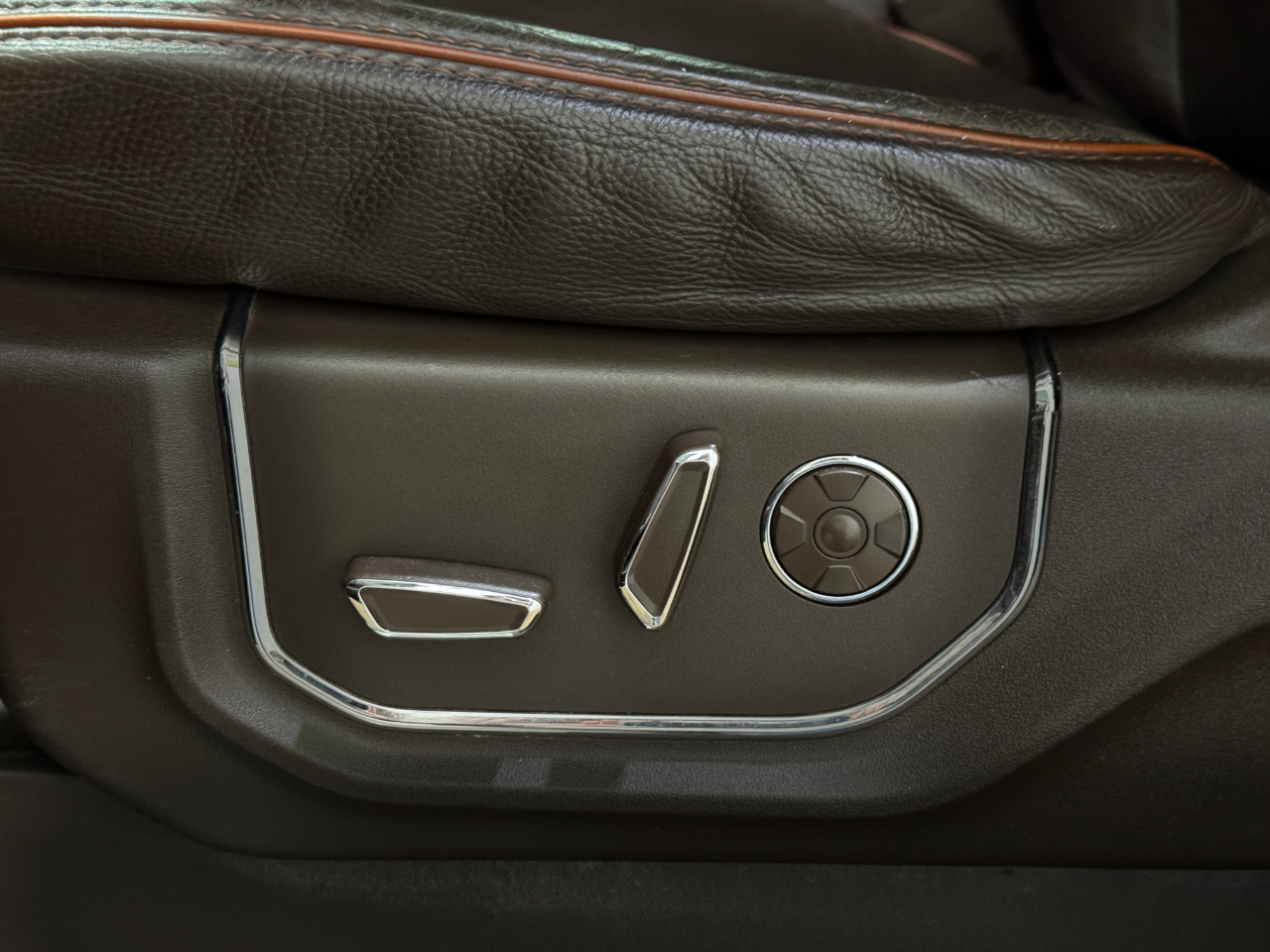 Ford Super Duty F-350 DRW  2017