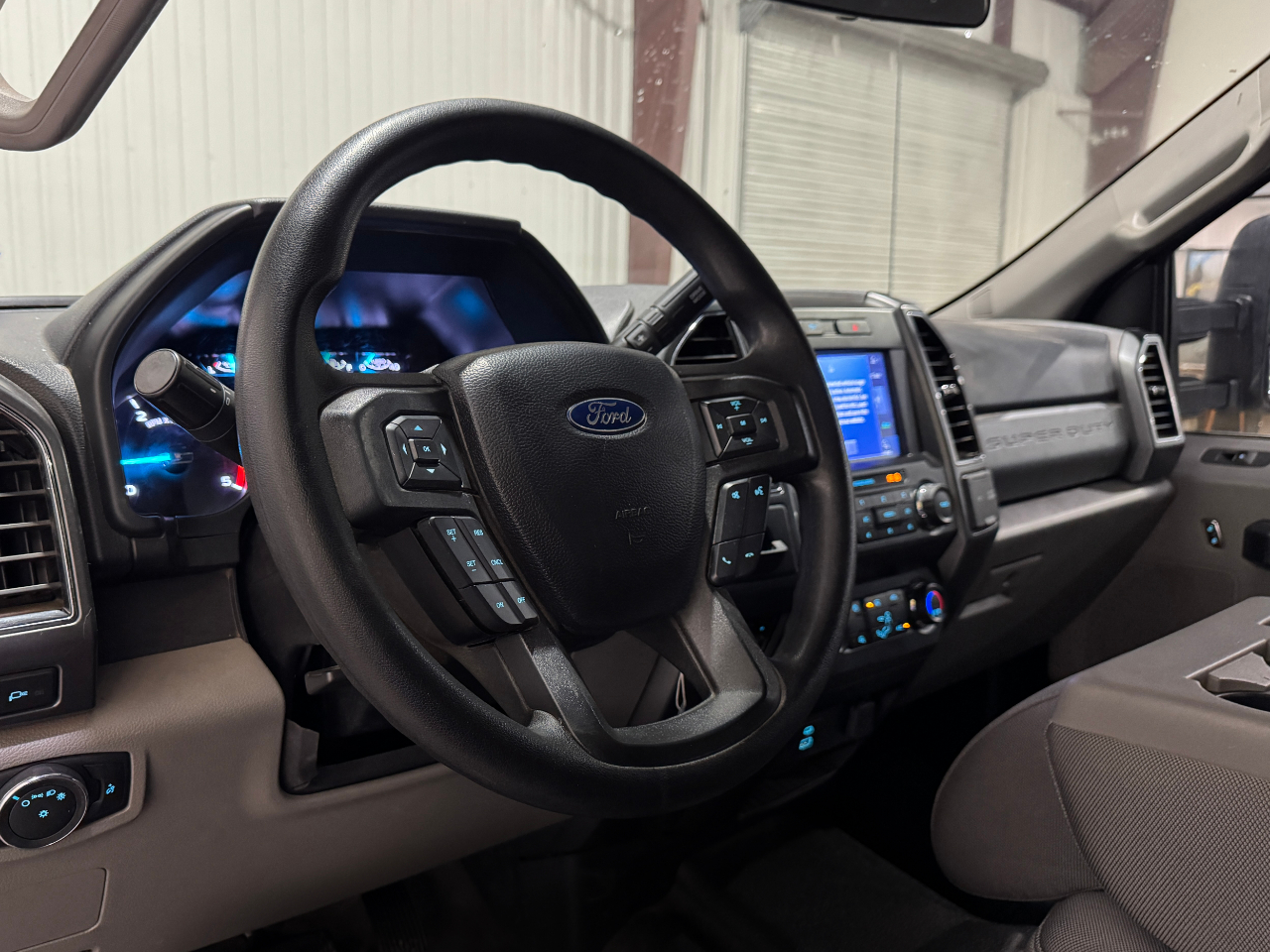 Ford Super Duty F-350 DRW  2021