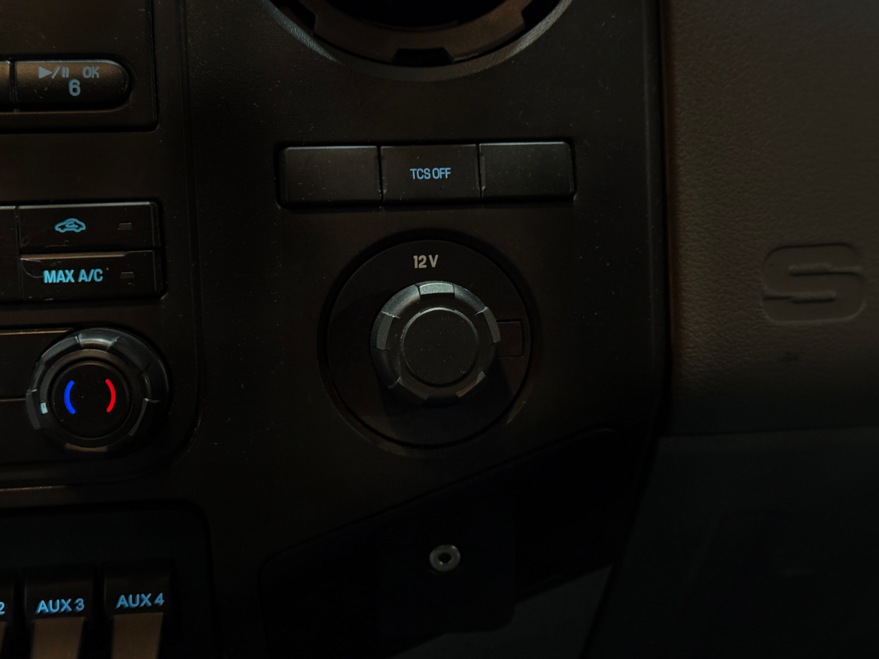 Ford Super Duty F-350 DRW  2015