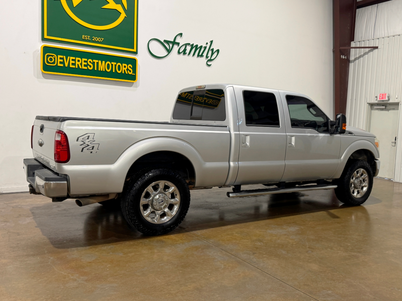 Ford Super Duty F-250 SRW  2015