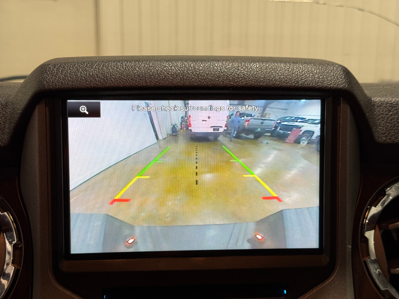 Ford Super Duty F-250 SRW  2015