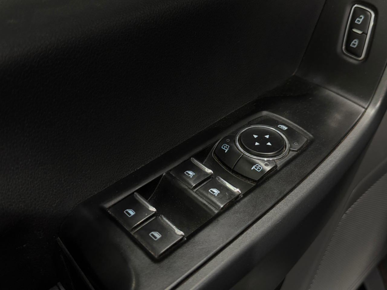 Ford Super Duty F-350 DRW  2023