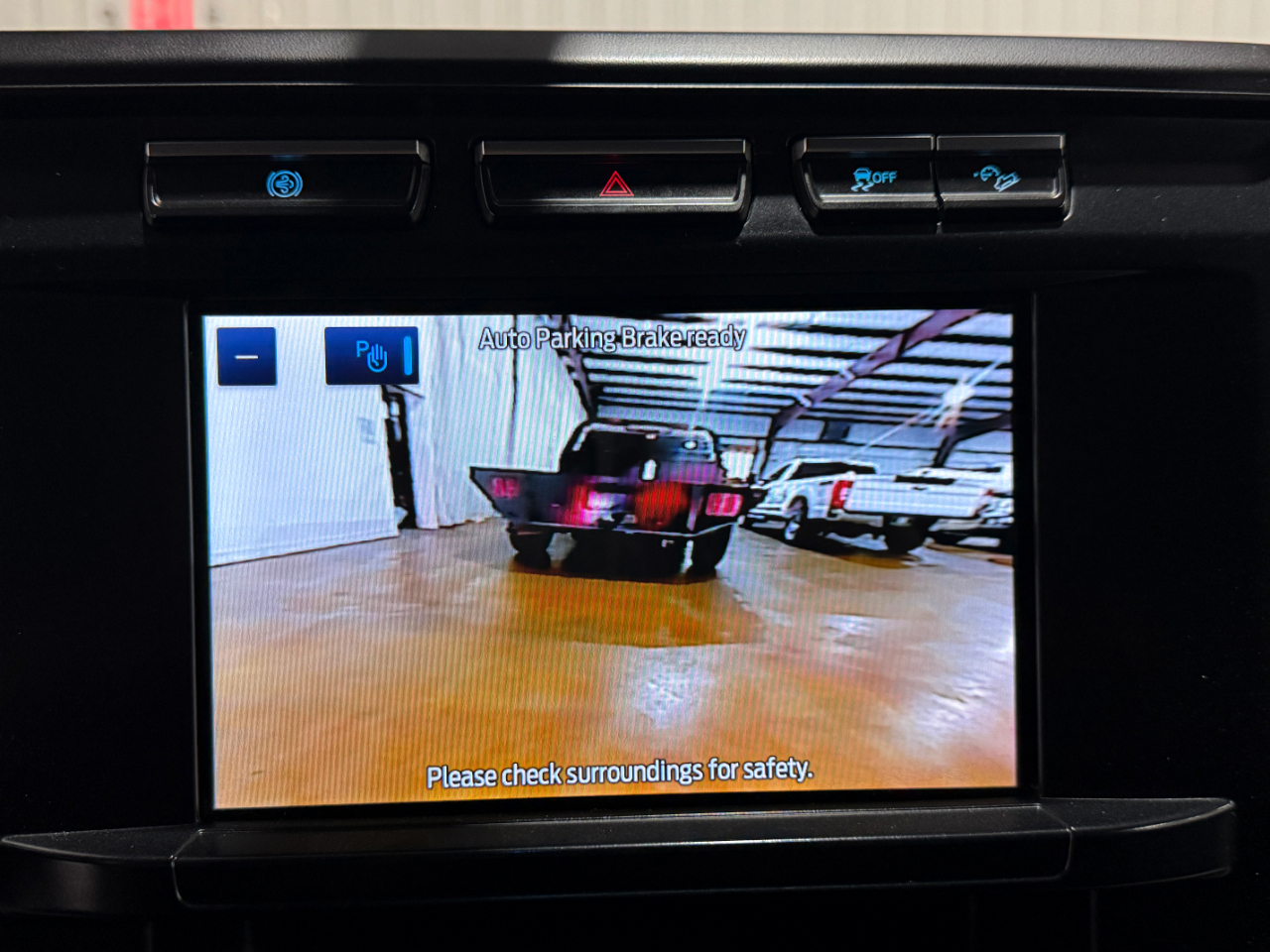 Ford Super Duty F-350 DRW  2023