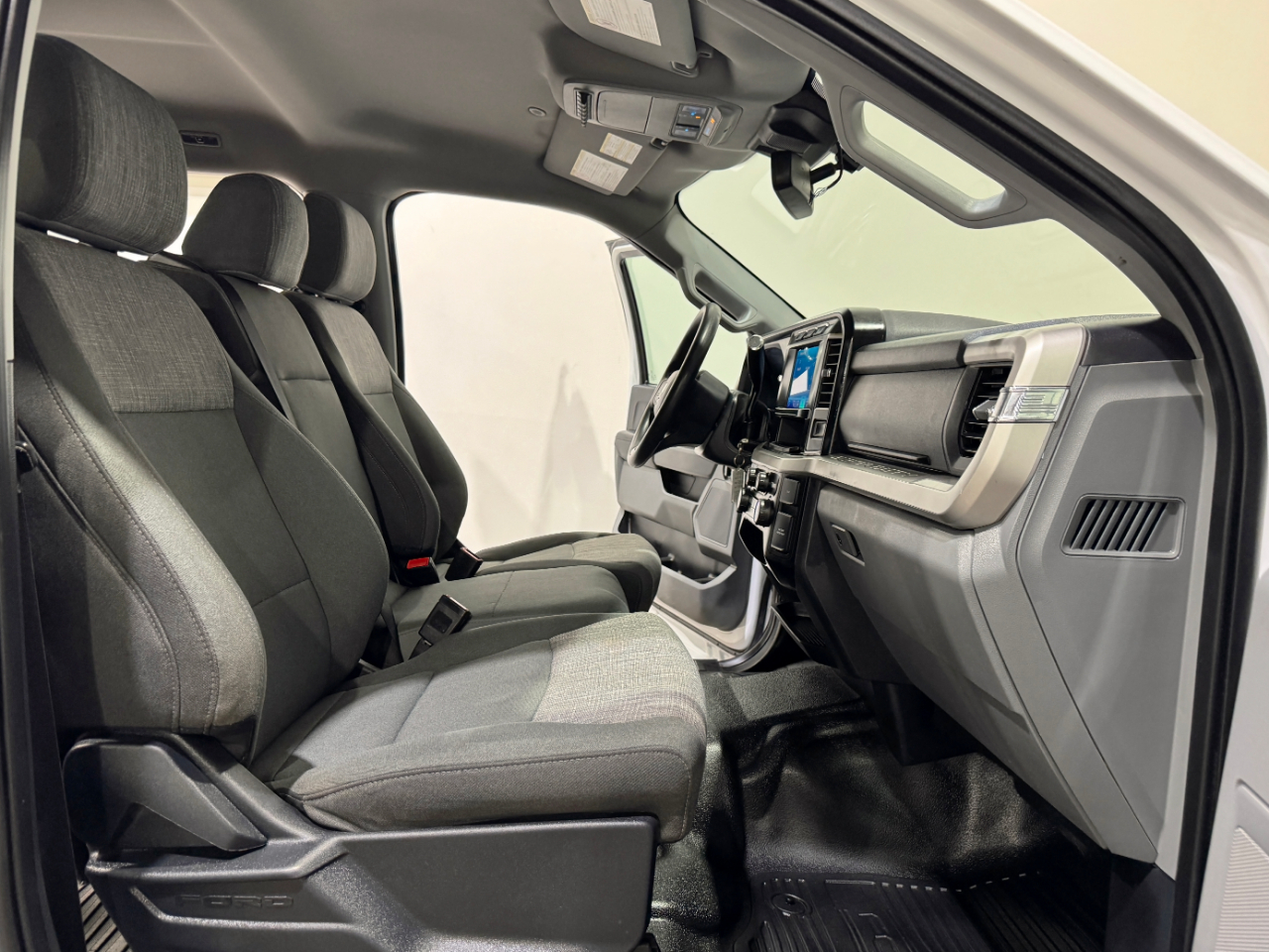 Ford Super Duty F-350 DRW  2023