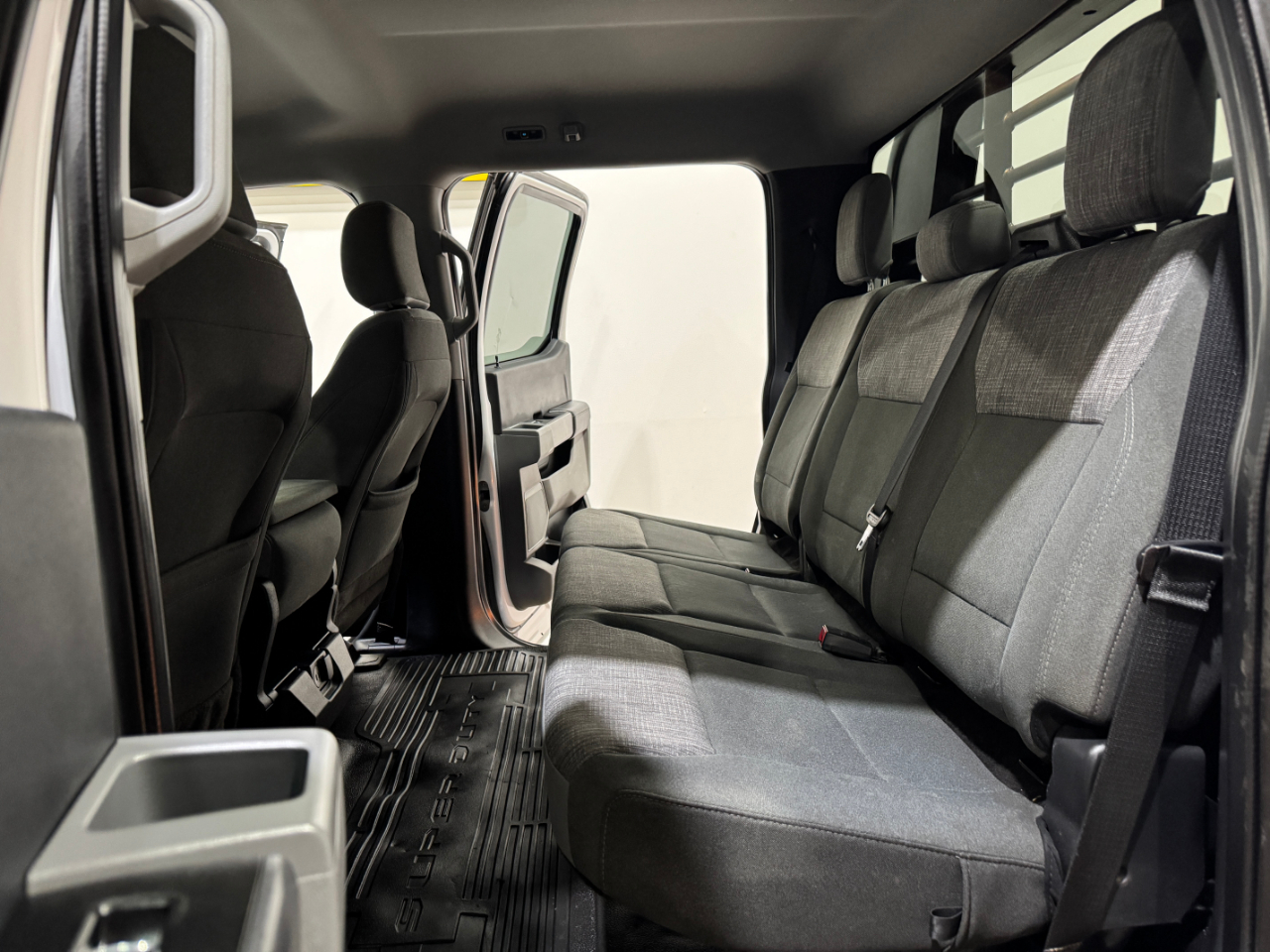 Ford Super Duty F-350 DRW  2023