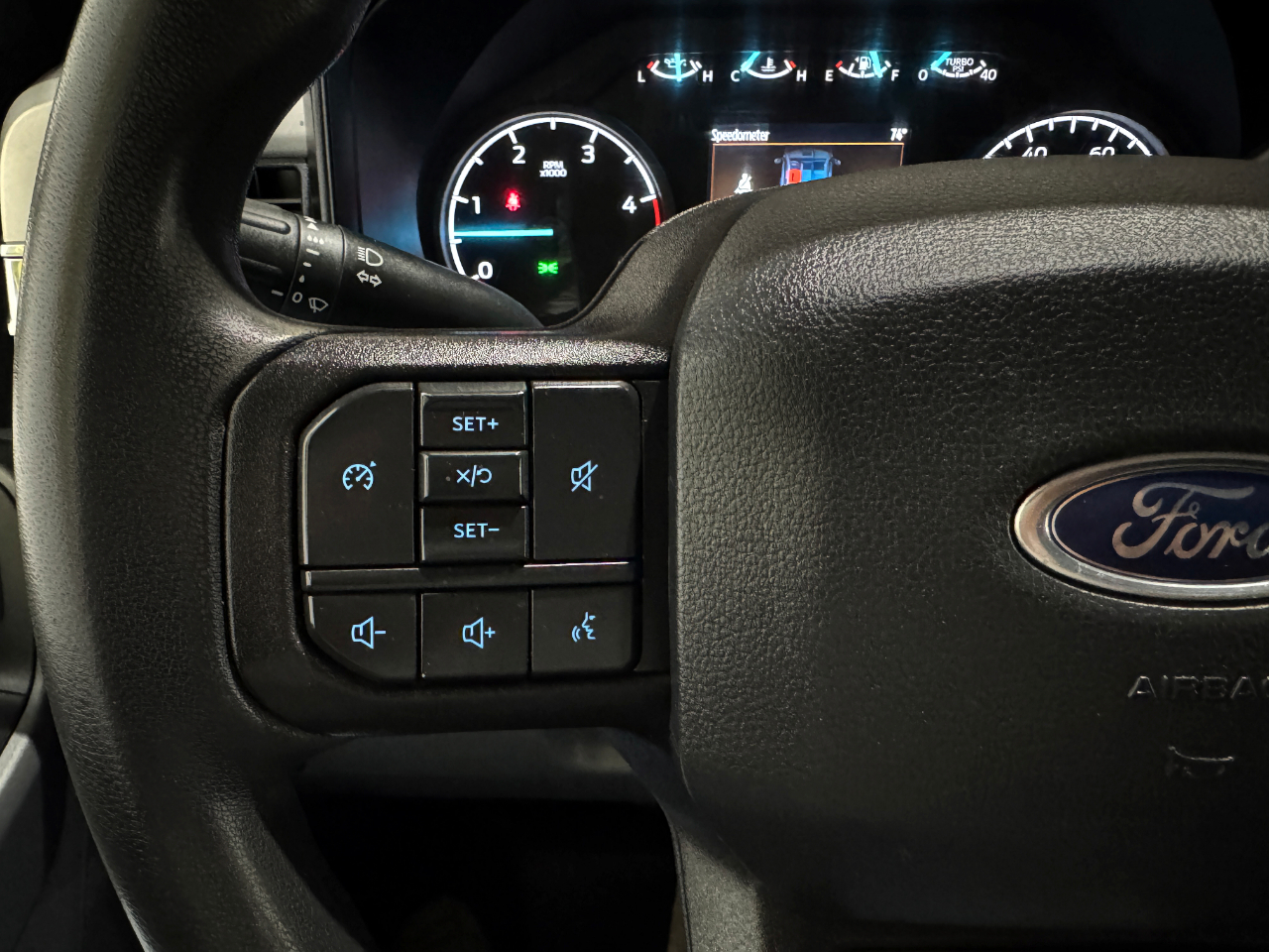 Ford Super Duty F-350 DRW  2023