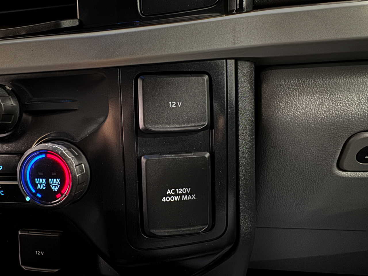 Ford Super Duty F-350 DRW  2023