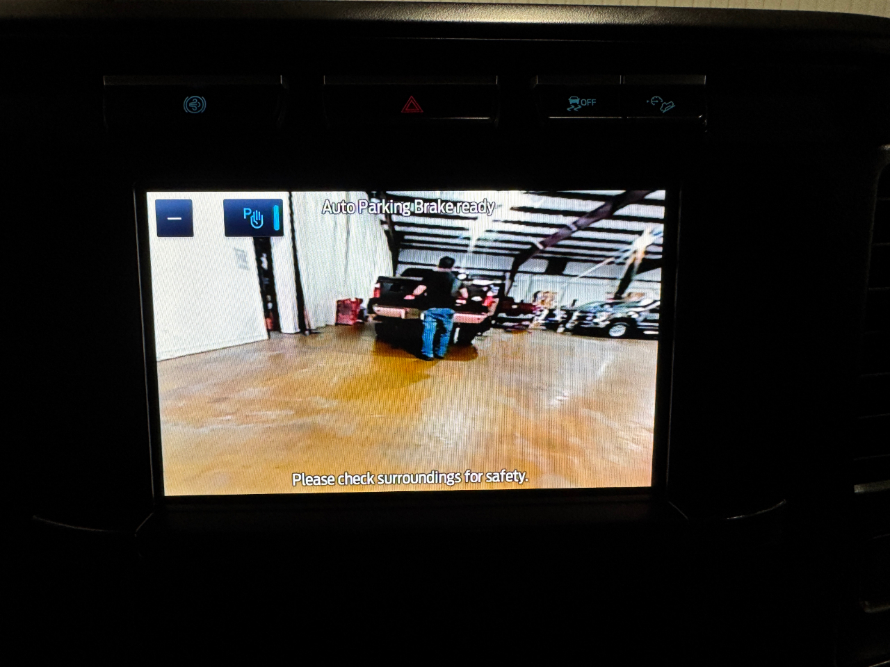 Ford Super Duty F-350 DRW  2023