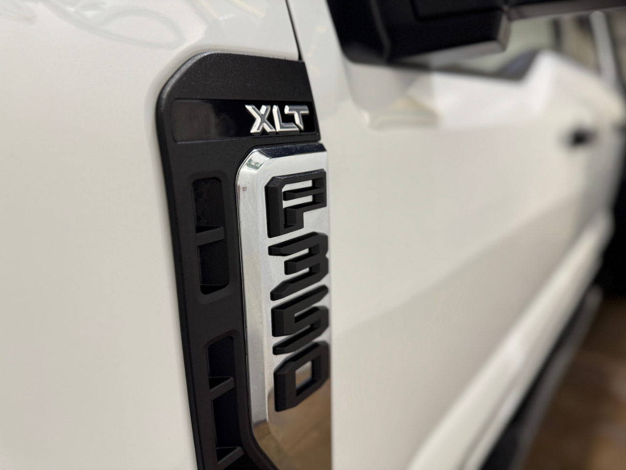 Ford Super Duty F-350 DRW  2023