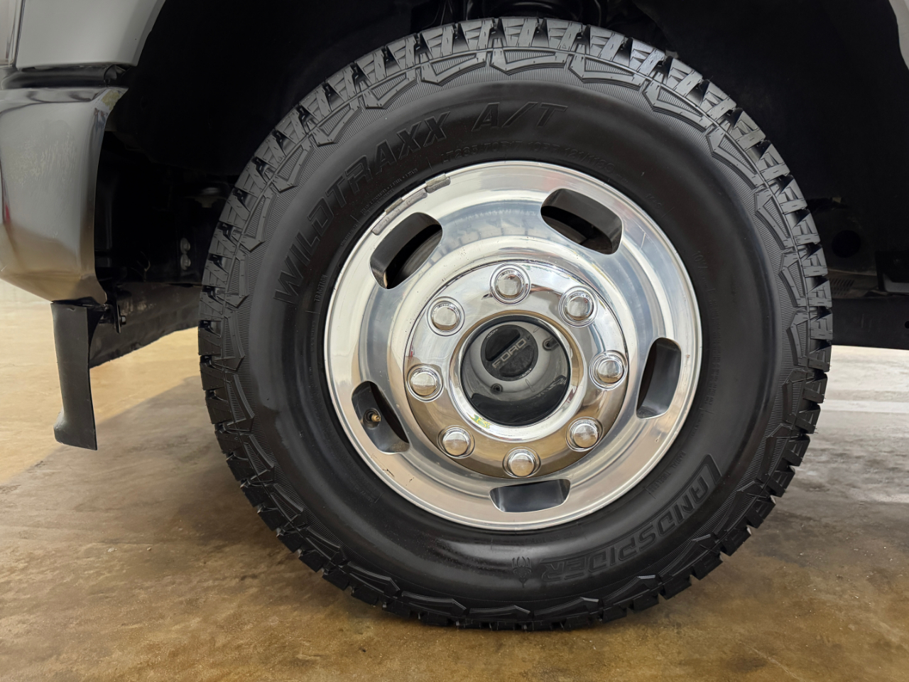 Ford Super Duty F-350 DRW  2023