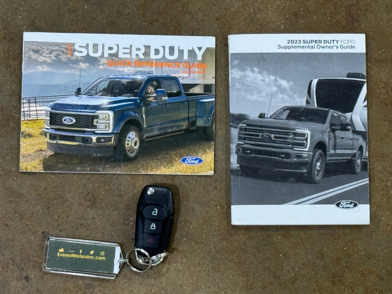 Ford Super Duty F-350 DRW  2023