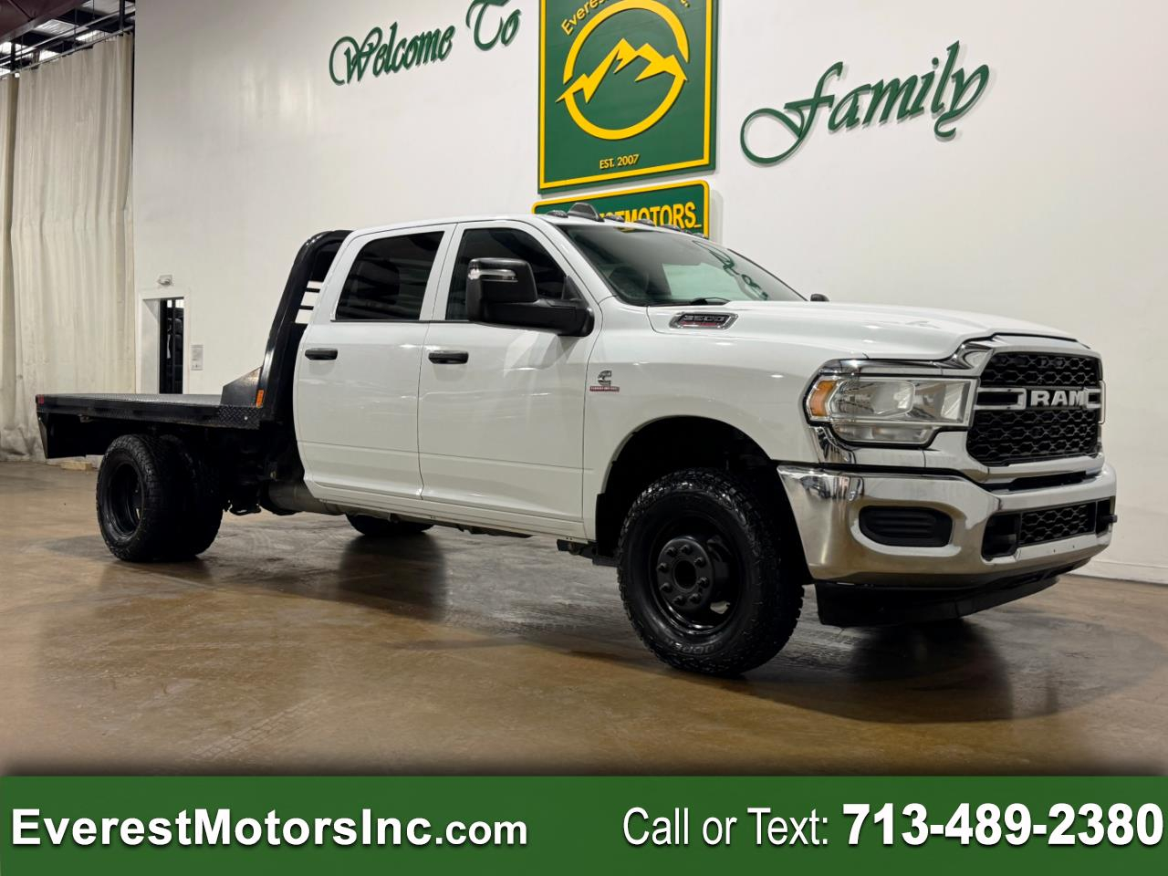 2024 RAM 3500 TRADESMAN 4X4 CC 9FT FLATBED 6.7 DIESEL AISIN 1OWN