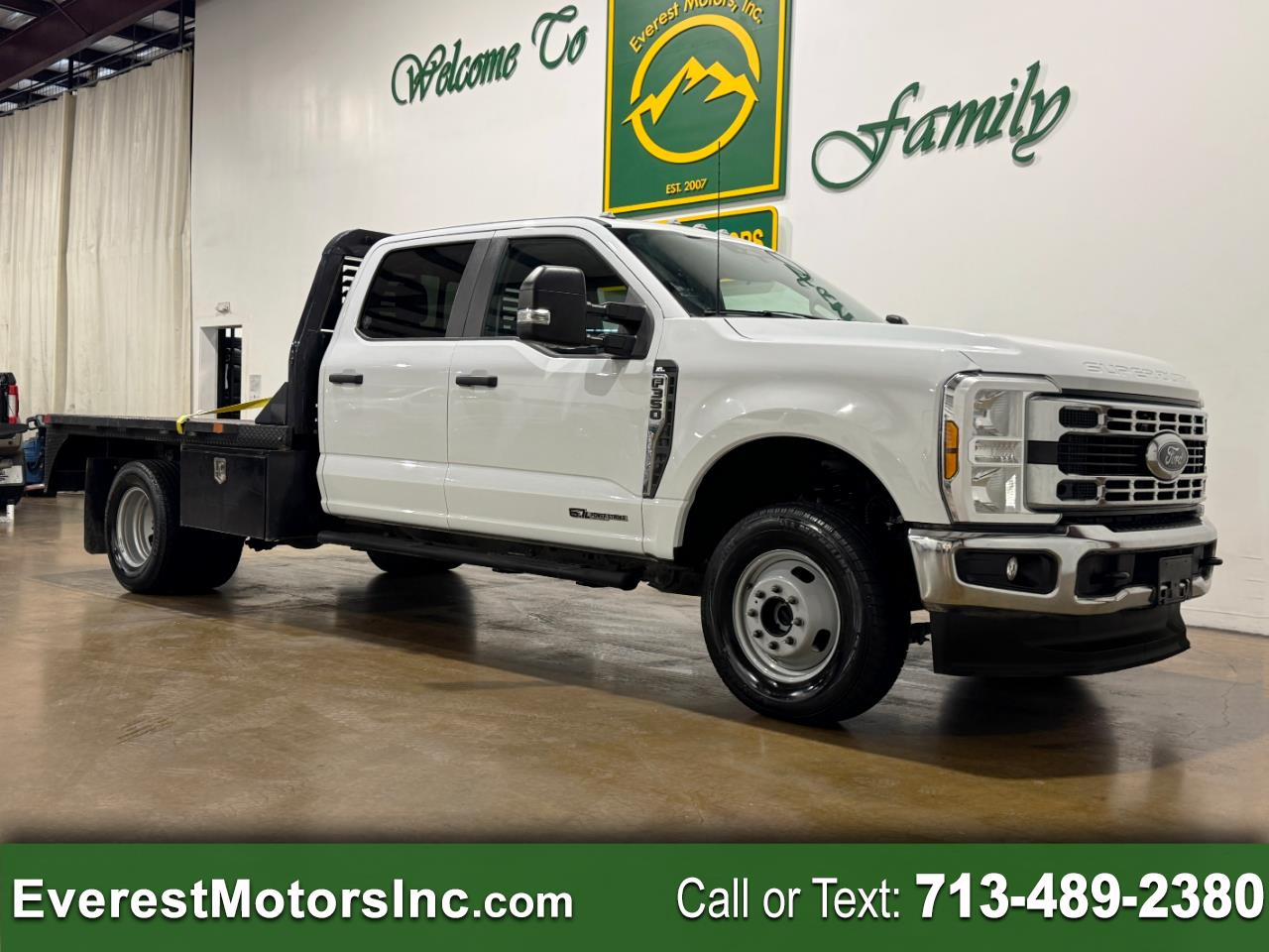 2024 Ford Super Duty F-350 DRW XL 4X4 CREWCAB 9FT FLATBED 6.7L V8 DIESEL 1OWNER