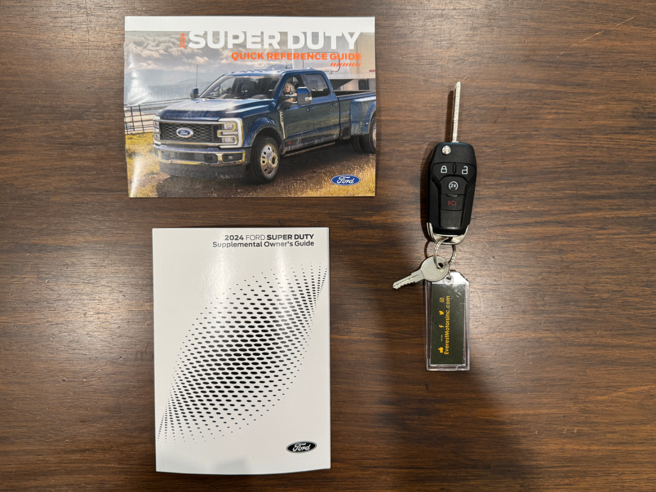 Ford Super Duty F-350 DRW  2024