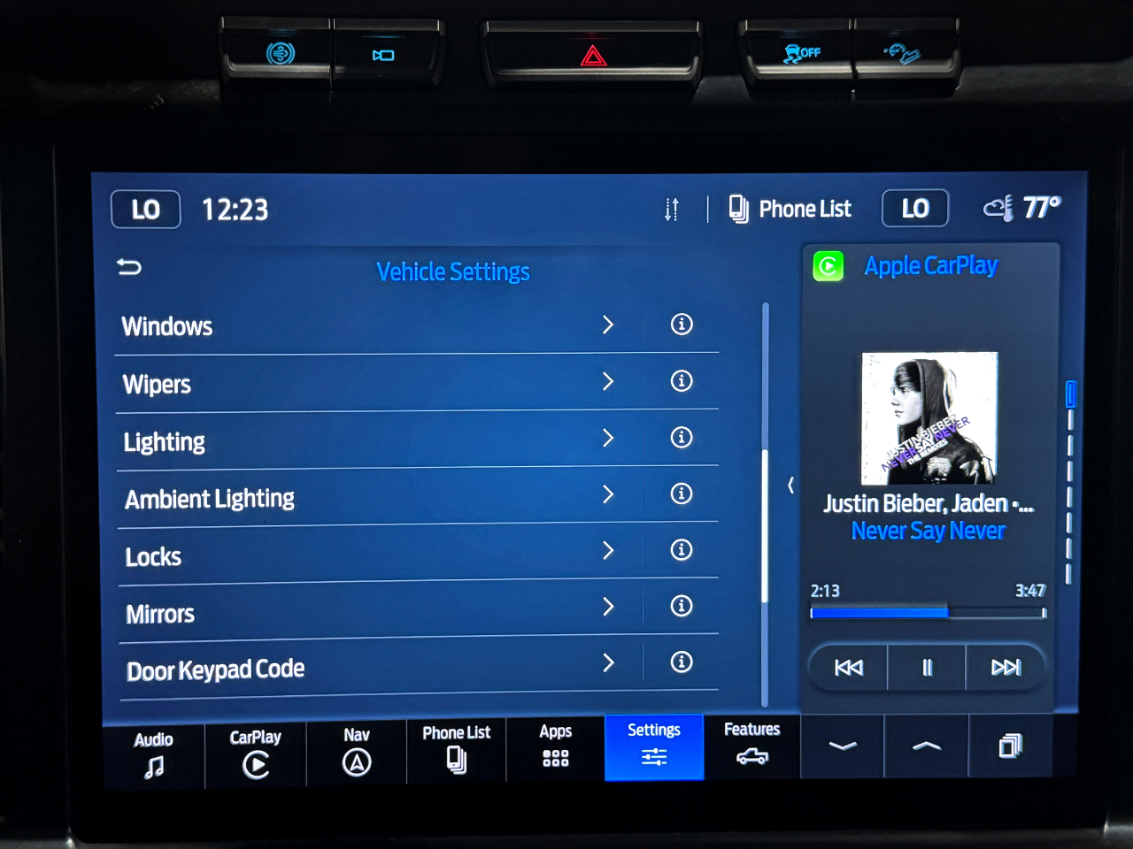 Ford Super Duty F-350 DRW  2023