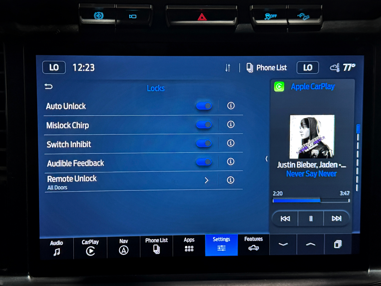 Ford Super Duty F-350 DRW  2023