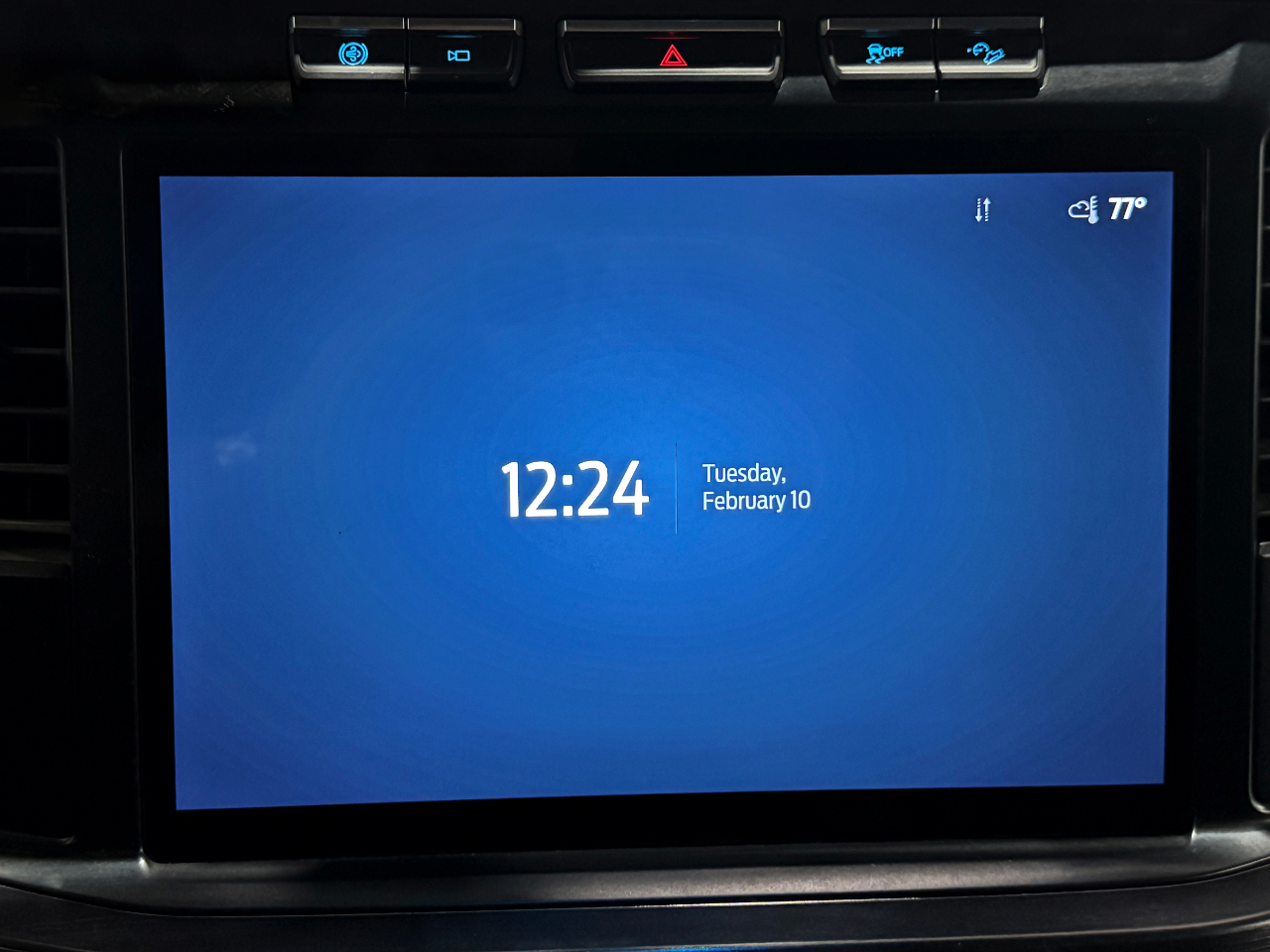 Ford Super Duty F-350 DRW  2023