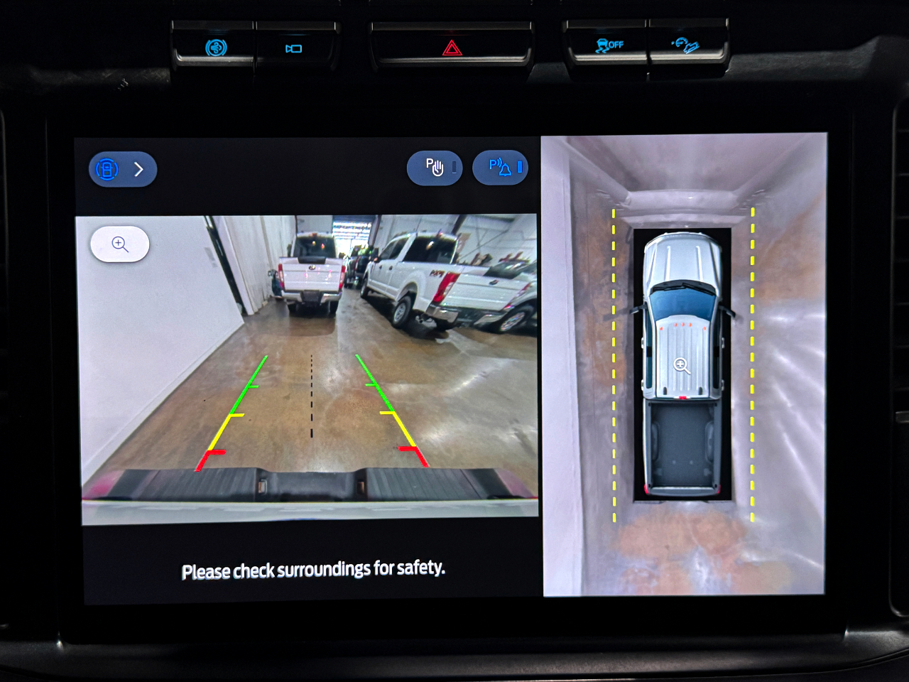 Ford Super Duty F-350 DRW  2023