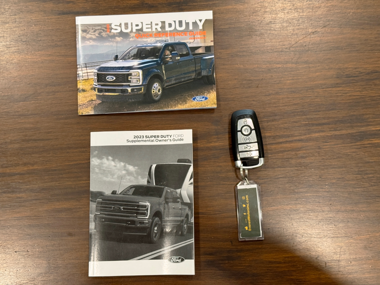 Ford Super Duty F-350 DRW  2023