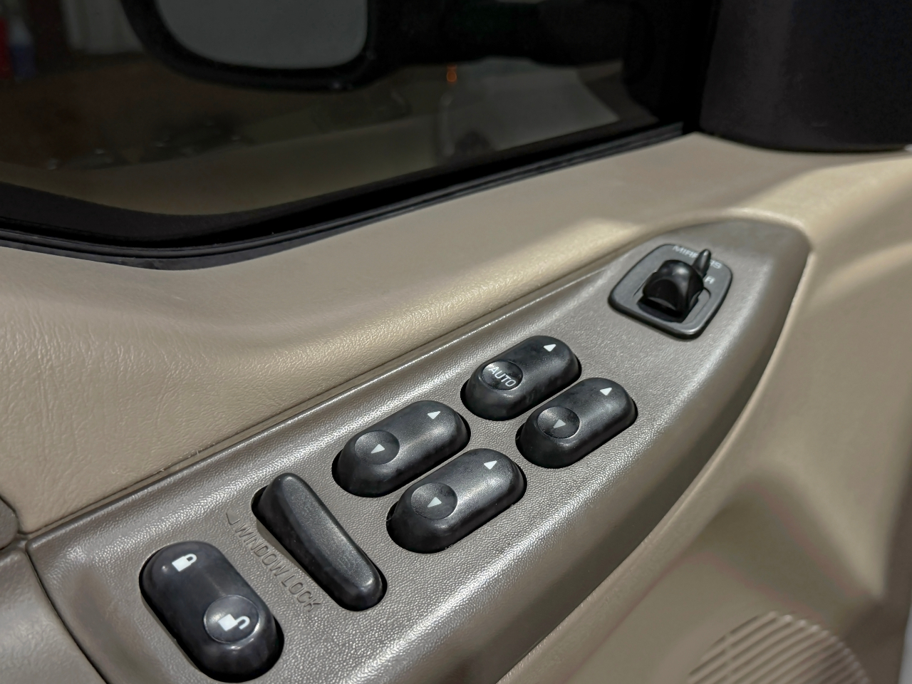 Ford Super Duty F-350 SRW  2002