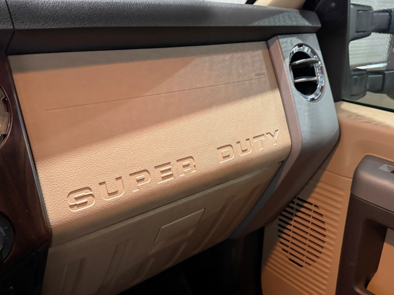 Ford Super Duty F-250 SRW  2014