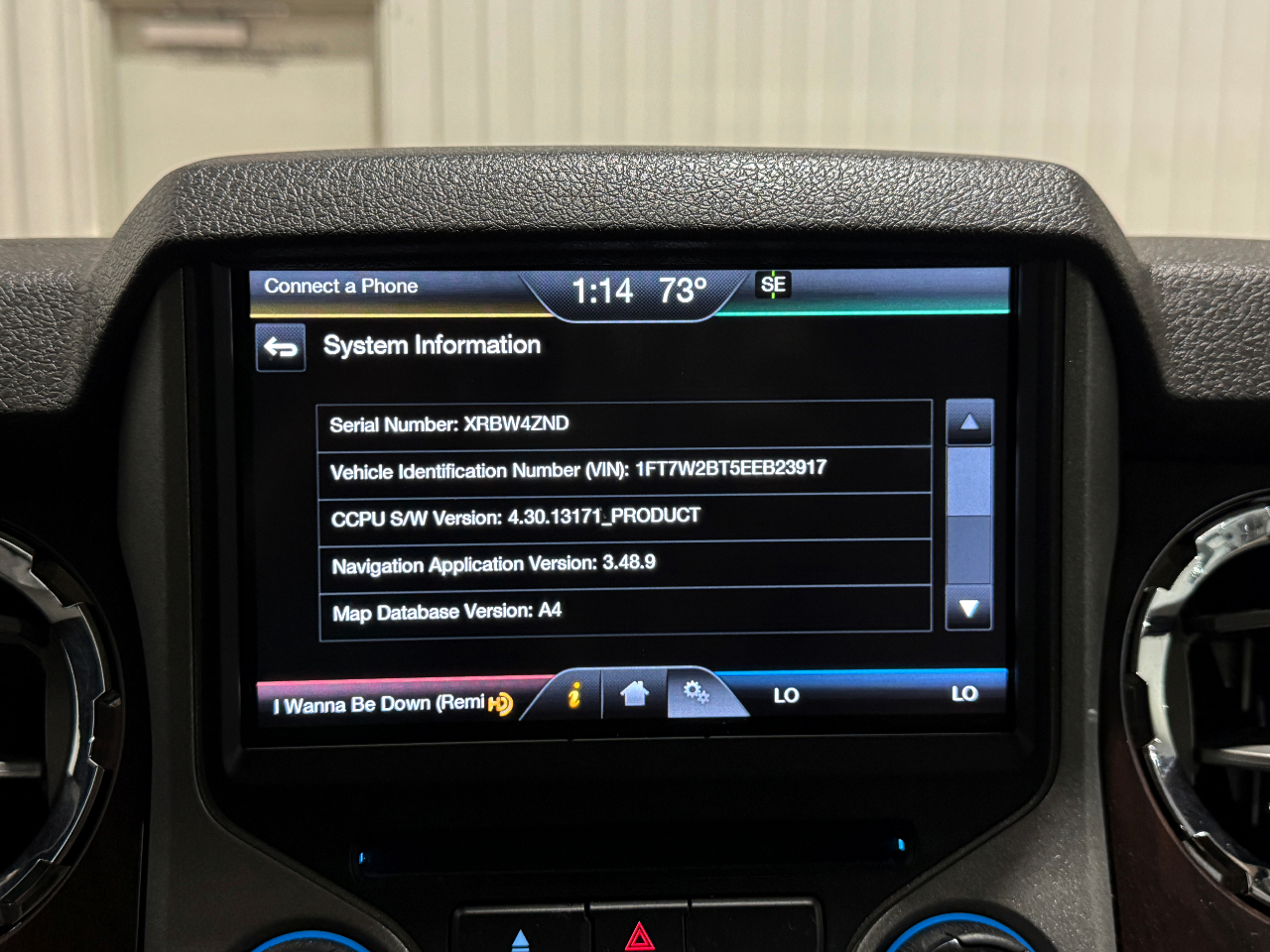 Ford Super Duty F-250 SRW  2014