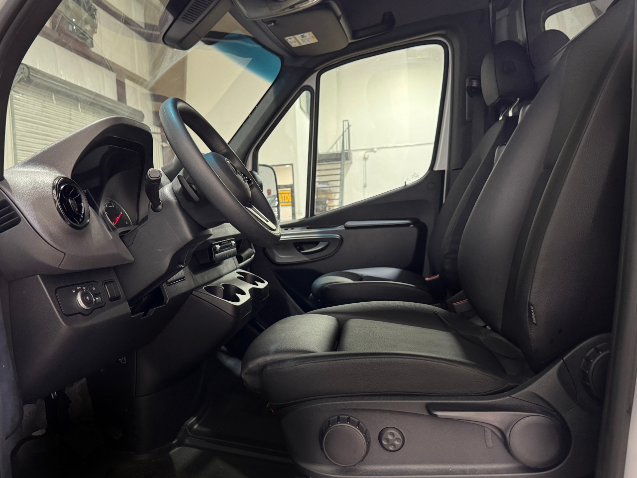 Mercedes-Benz Sprinter Cargo Van  2024