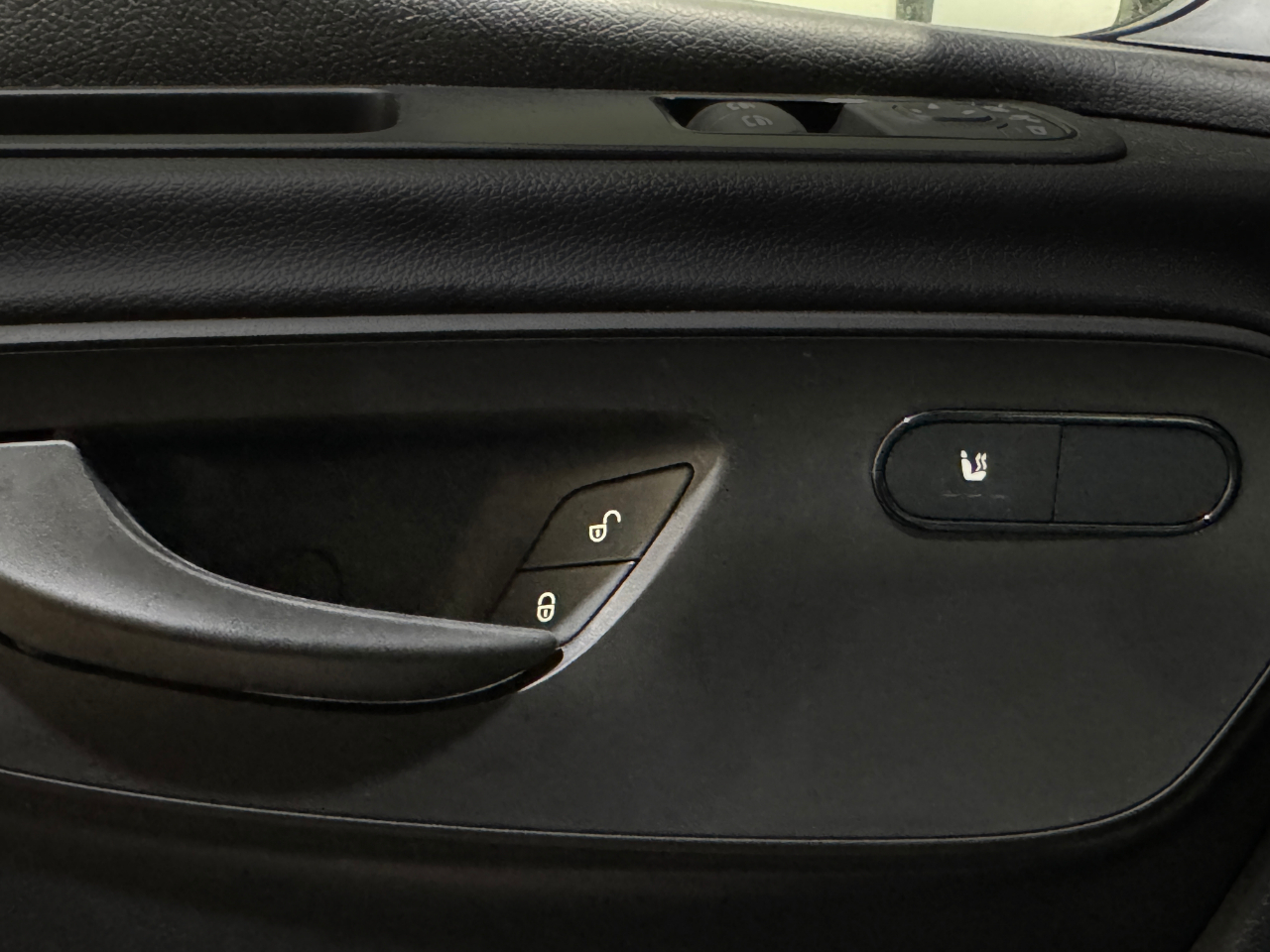 Mercedes-Benz Sprinter Cargo Van  2024