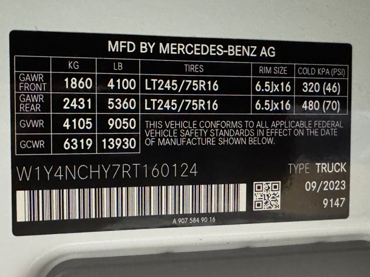 Mercedes-Benz Sprinter Cargo Van  2024