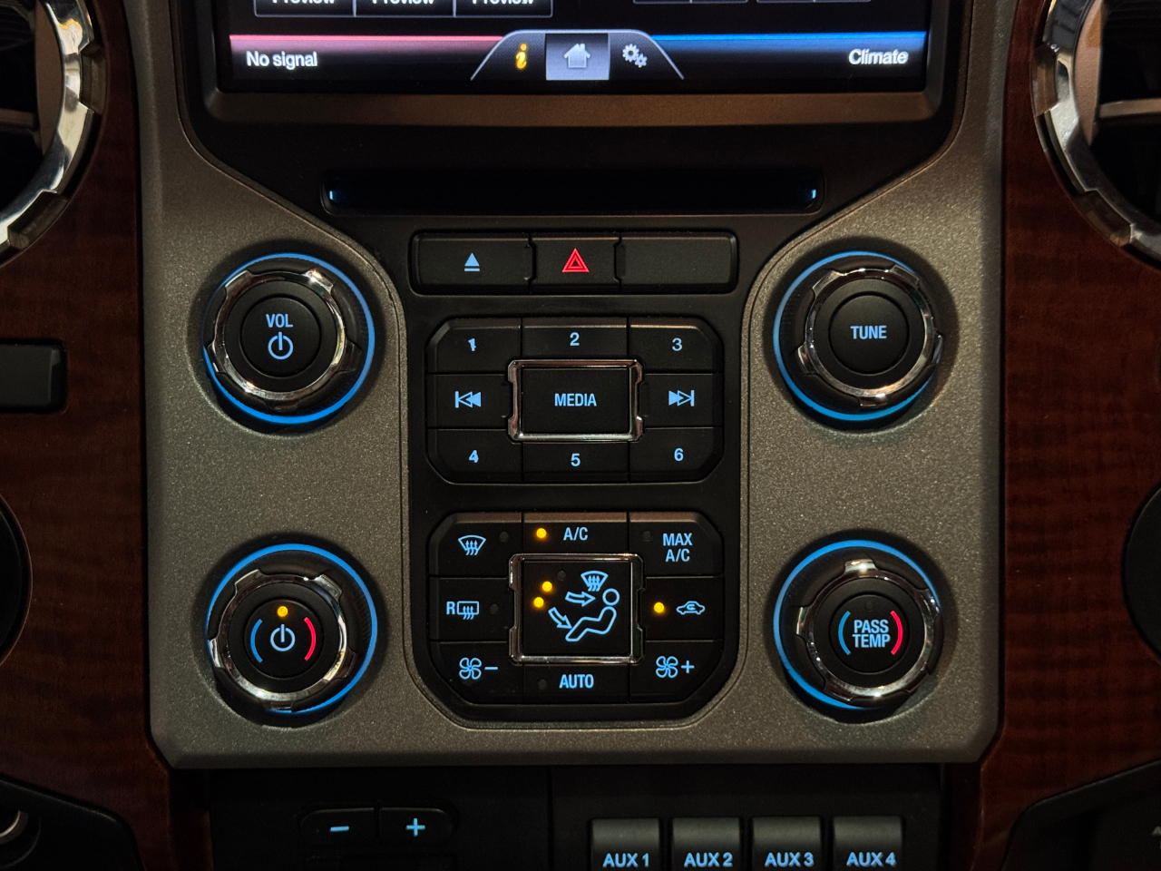 Ford Super Duty F-250 SRW  2014