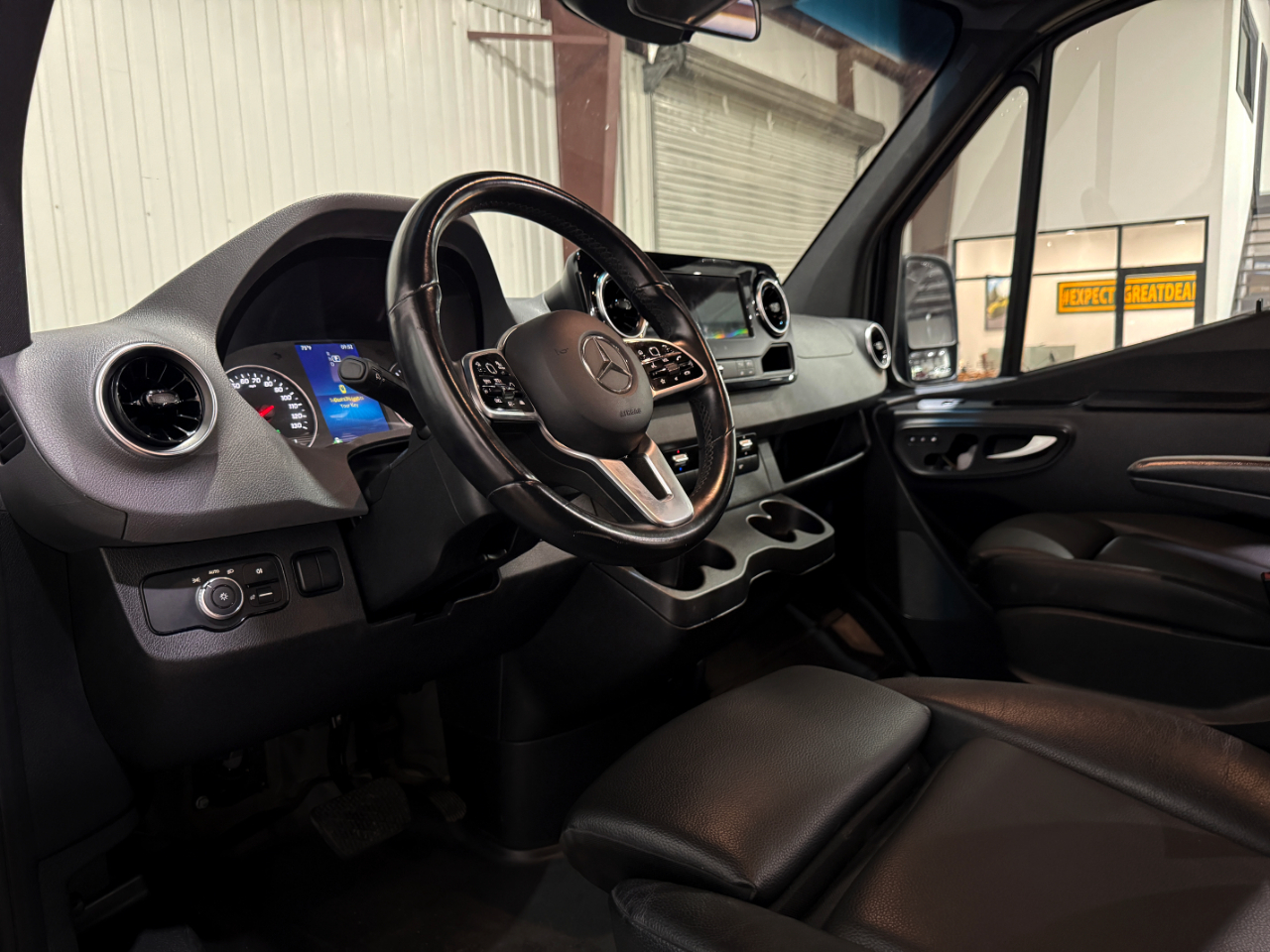 Mercedes-Benz Sprinter Passenger Van  2021