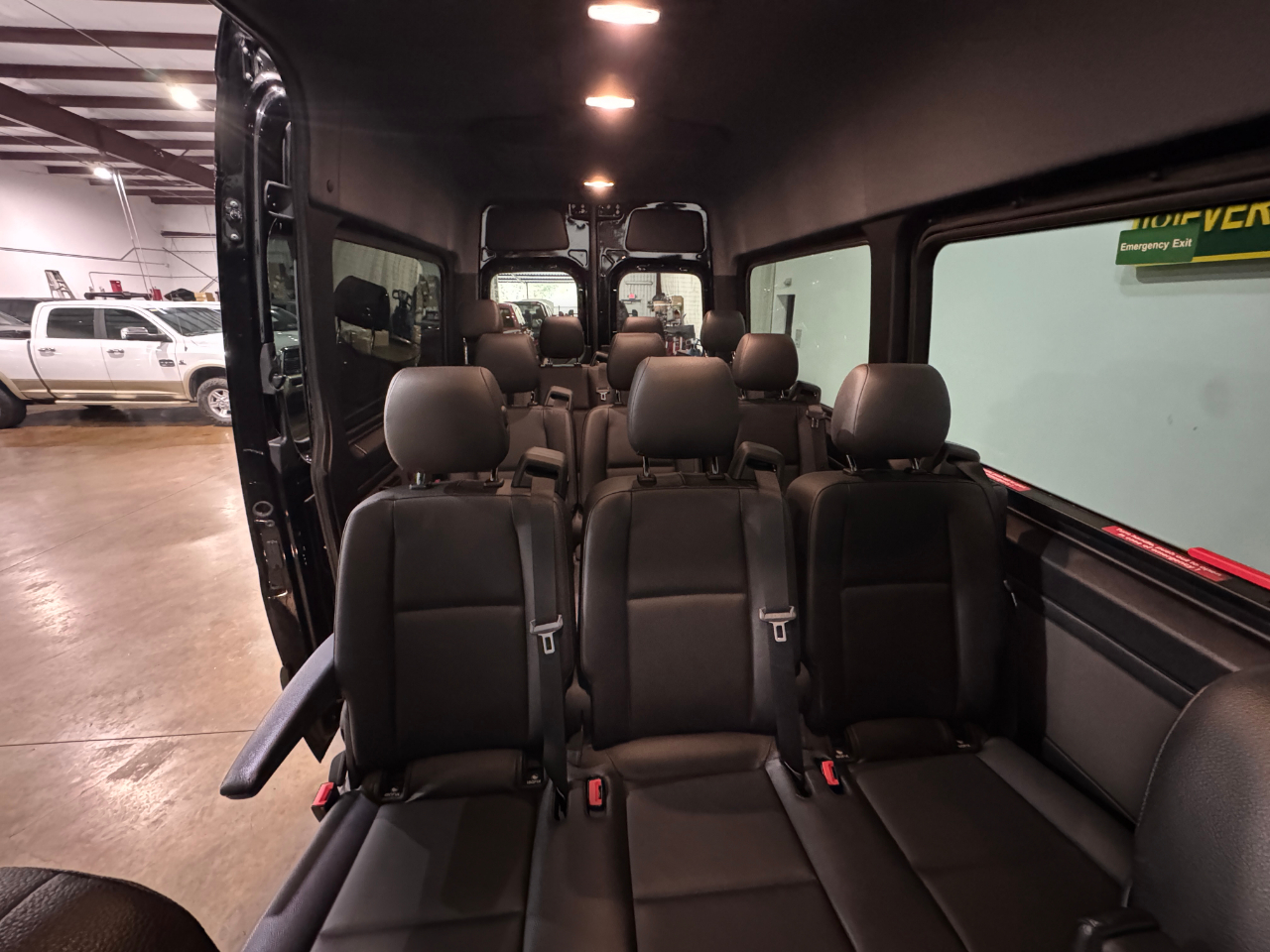 Mercedes-Benz Sprinter Passenger Van  2021