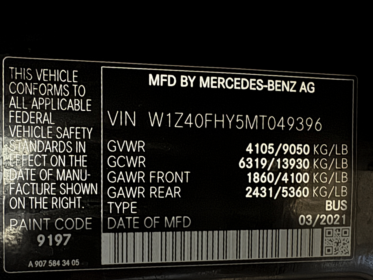 Mercedes-Benz Sprinter Passenger Van  2021