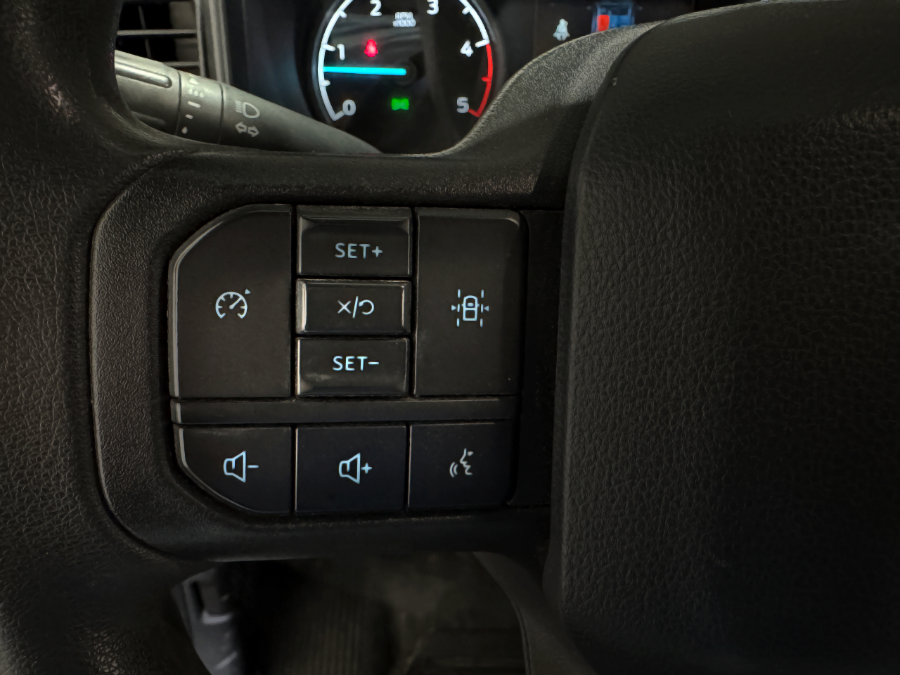 Ford Super Duty F-350 DRW  2024