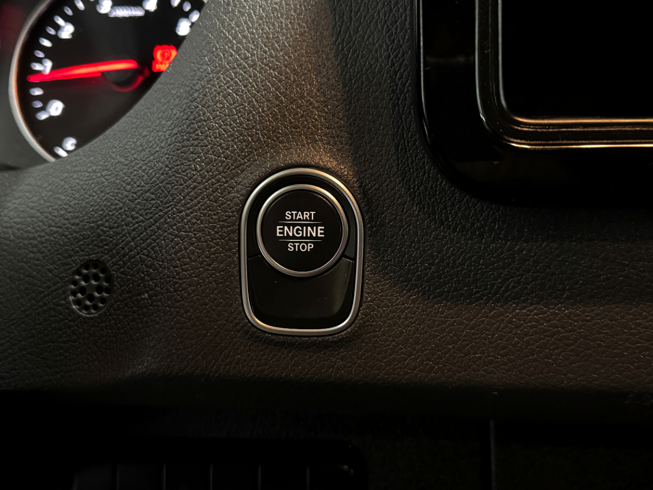 Mercedes-Benz Sprinter Van  2023