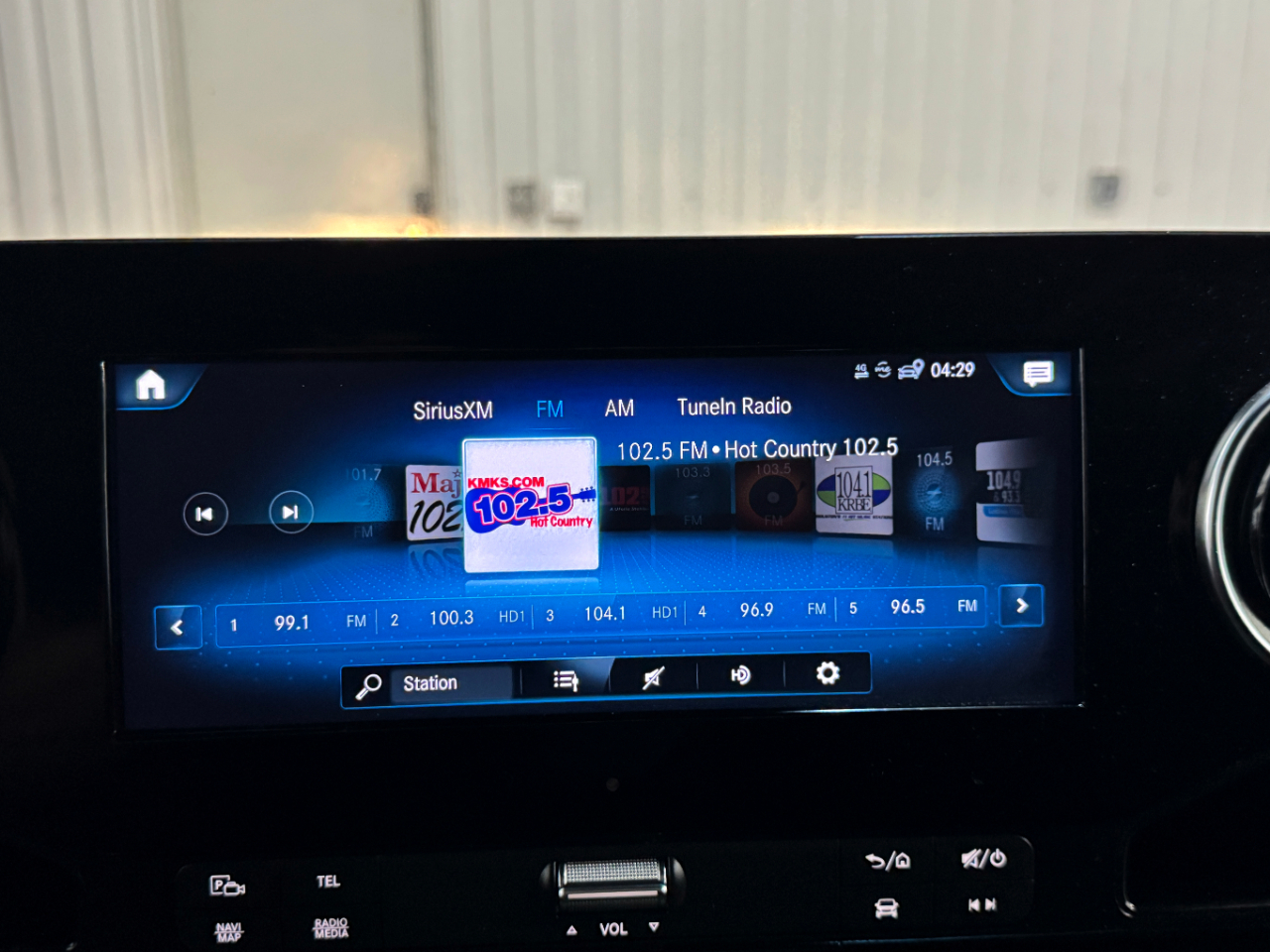 Mercedes-Benz Sprinter Van  2023