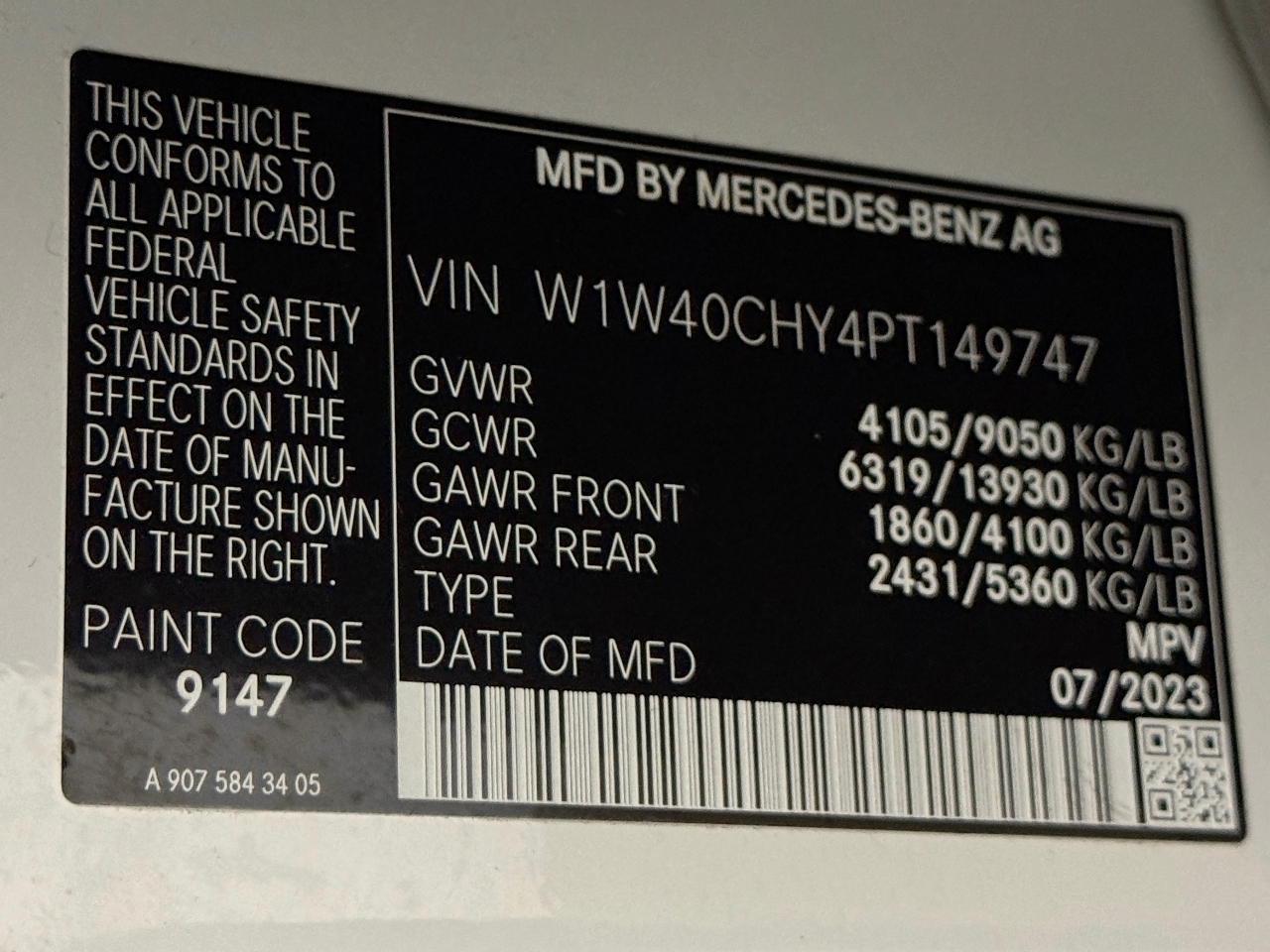 Mercedes-Benz Sprinter Van  2023