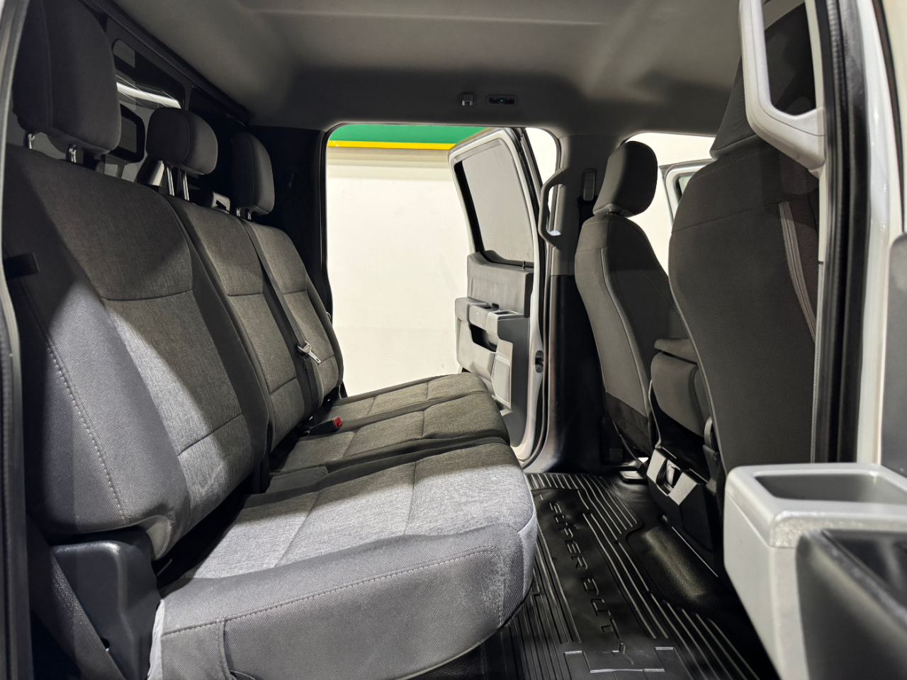 Ford Super Duty F-350 DRW  2024