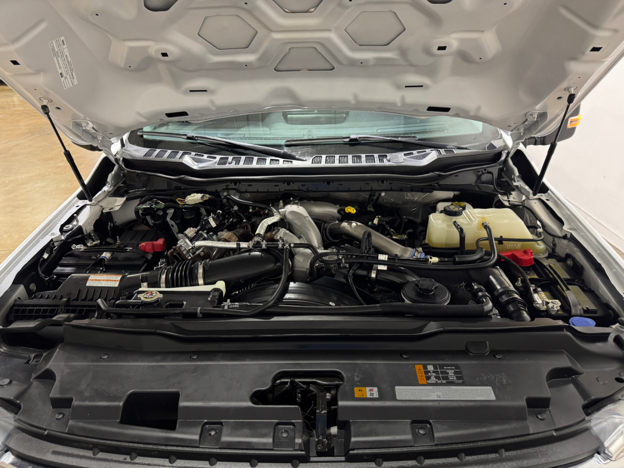 Ford Super Duty F-350 DRW  2024